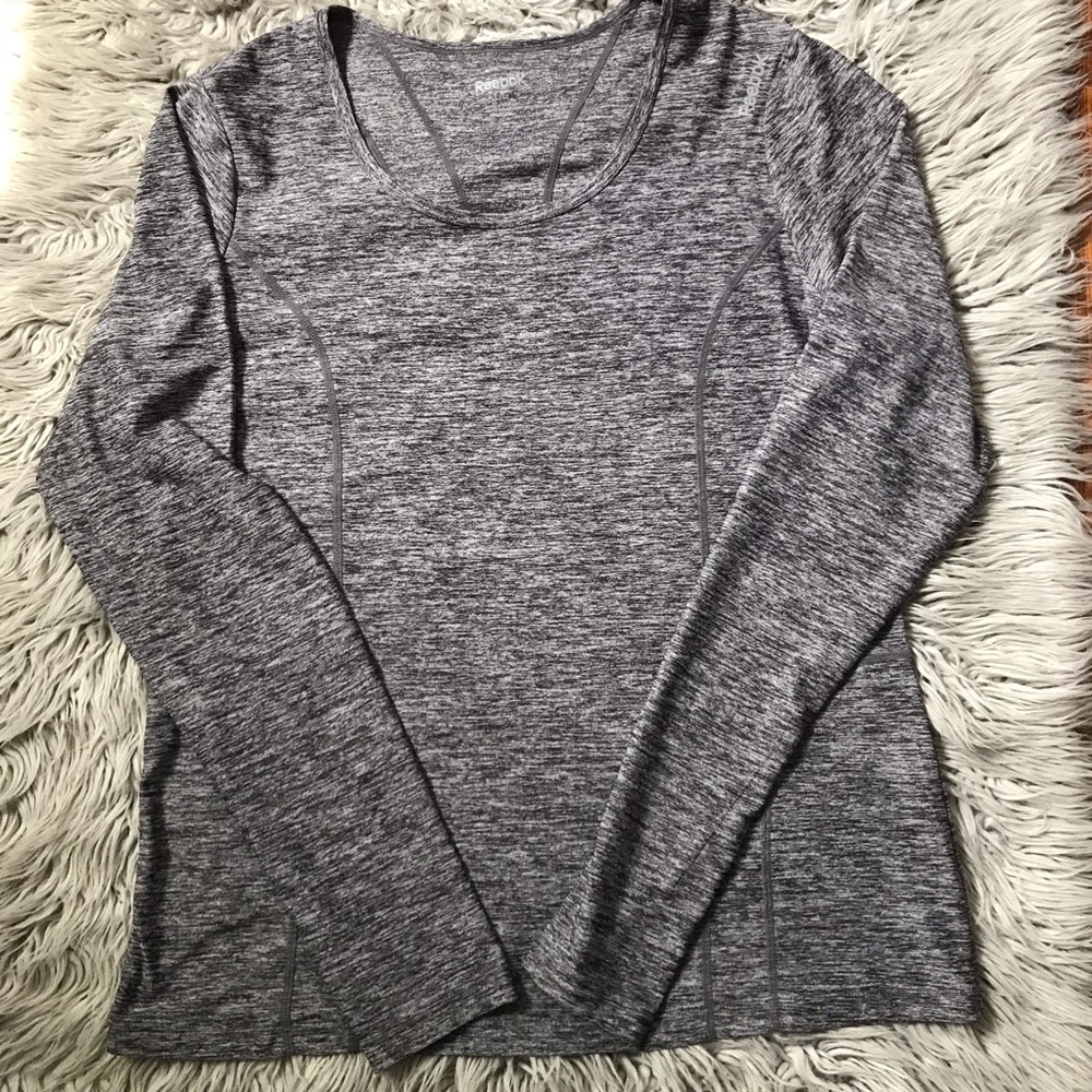 Reebok shirt💪🏼